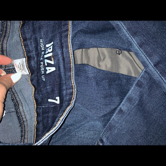 Jeans. - Picture 3 of 3